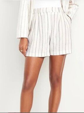Women's Linen Stripe Shorts